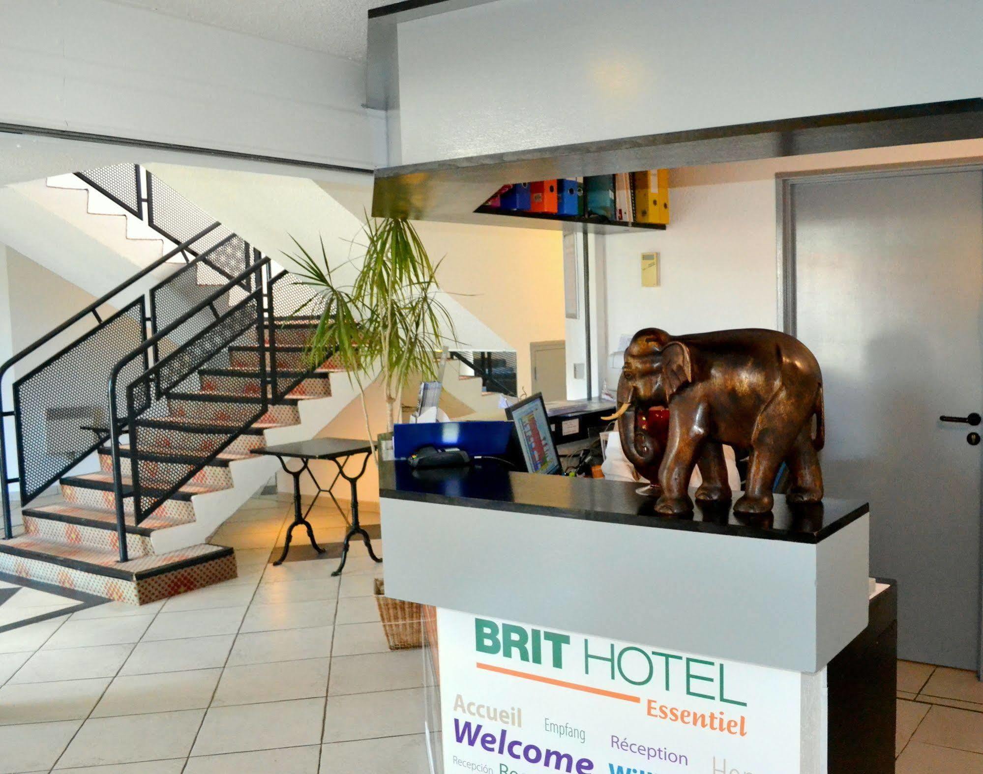 Brit Hotel Essentiel Tours Nord Exterior photo